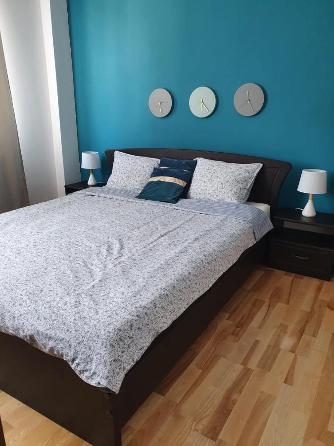 Theodor Residence Alba Iulia Cameră foto